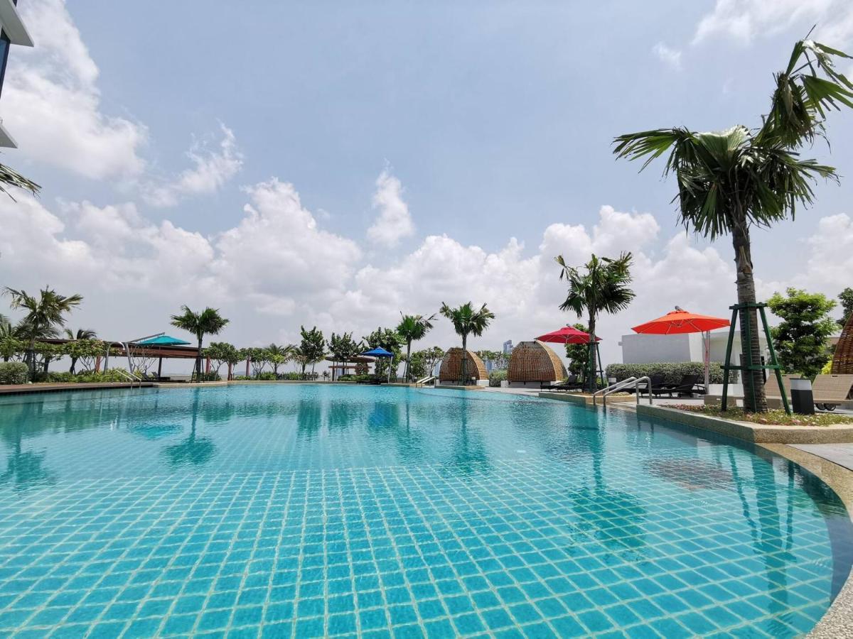 Almas Puteri Harbour Nusajaya Suite Room Exclusive Room 5 Min To Legoaland By Homespace ภายนอก รูปภาพ